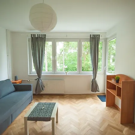 Ujejskiego 32a * Gdynia